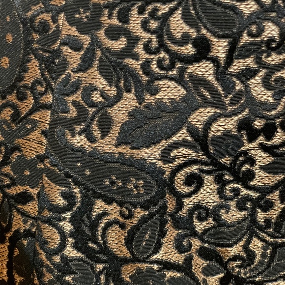 ⚜️NWOT‼️ Luxurious & Elegant Black and Gold Brocade Pencil Skirt - Sz 6 - Picture 14 of 14
